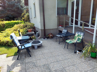 Slnečná vila pre väčšiu rodinu (firmu) len 25km od Bratislav - 4