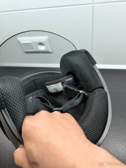 P: zanovnu prilbu WORKER ma skuter, velkost S - 4