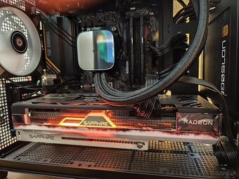 Predám grafickú kartu Sapphire AMD Radeon RX 7700 XT - 4