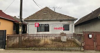 Exkluzívne Vám ponúkame na predaj rodinný dom v Tvrdošovcia - 4