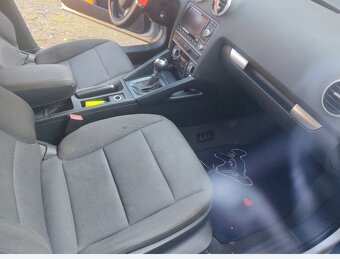 Predám Audi A3 SPORTBACK. 77 kW (2011) - 4