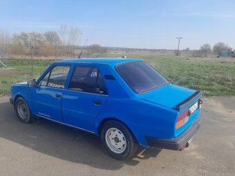 Skoda 120L - 4