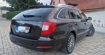 Skoda Superb L&K 2.0 tdi CR DSG - 4