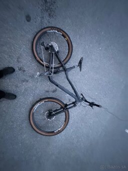 Dartmoor Hornet pro - 4