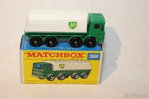 Matchbox RW Leyland petrol tanker - 4