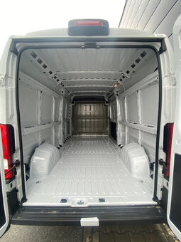 PEUGEOT BOXER 2,2 BlueHDI 140k 8 A/T Van 3,5t | L3H2 - 4