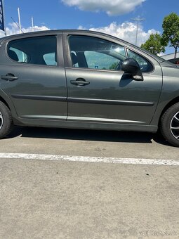 Peugeot 207 - 4