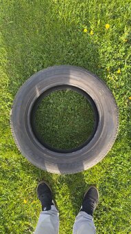 Predám letné pneumatiky Bridgestone Dueler H/P 235/55 r17 - 4