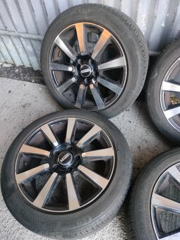 4ks alu disky 5x114,3 R R17 pneu 7mm letné 215/55 r17 - 4