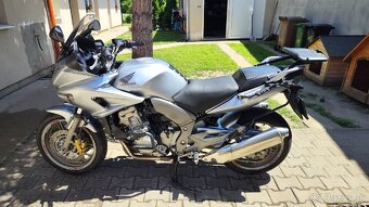 Honda cbf 1000 - 4