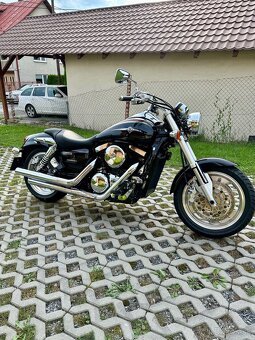 Kawasaki VN 1500 Meanstreak - 4