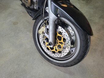 MOTO GUZZI Breva V 850 - 4