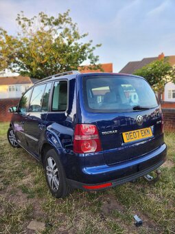 Vw Touran DSG 2.0TDI - 4