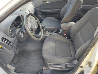 Hyundai i30 CW 1.6 CRDi - 4