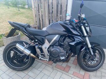 Honda CB1000R - 4