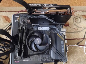 Predam PC – Ryzen 4500 / 16GB RAM / RX 6600XT - 4