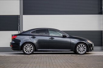 Predám Lexus IS250 2.5 benzín - 4
