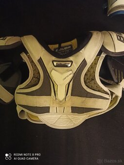 Hokejové chrániče - 4