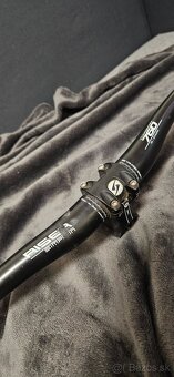 Karbonove riaditka + predstavec - 4