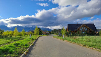 ATRAKTÍVNY POZEMOK S PRIAMYM VSTUPOM NA GOLFOVÉ IHRISKO, NÁD - 4