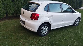 VOLKSWAGEN POLO - 4