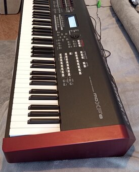 Predám workstation Yamaha MOXF 8 - 4