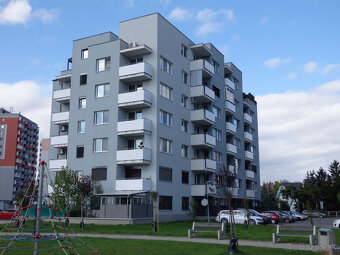 Meander Sered,Kukučínová Ul. - 4