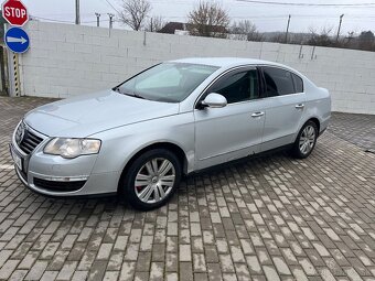Volkswagen Passat B6 - 4