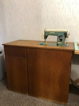 Šijací stroj Lucznik 415 - 4