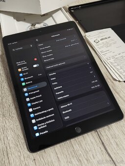 Predám Apple iPad 8th gen - 128GB Space Gray - 4