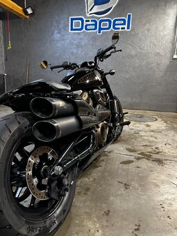 Harley Davidson Sportster S - 4