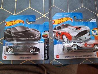 Hot wheels Stingray Convertible,Toyota Tacoma,BMW - 4