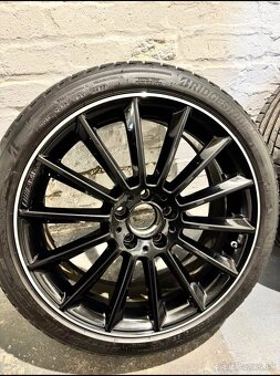 Pneumatíky Bridgestone Mercedes AMG - 4