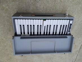 Predám Delicia Miniharmonium - 4