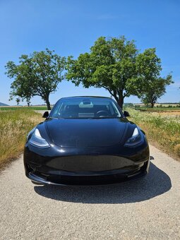 TESLA MODEL 3 PERFORMANCE 11/2022 10tisKm (AMD procesor) - 4