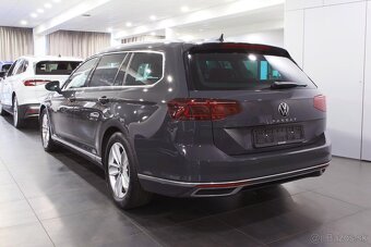 Volkswagen Passat B8 Variant 2.0 TDI 147kW DSG automat - 4
