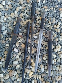 Bodaky bajonety nože - 4