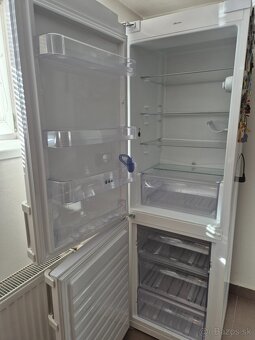 Whirlpool chladnicka s mrazničkou - 4