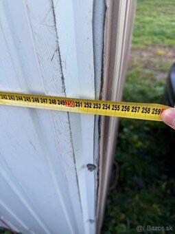 Plechová motogaráž so železnou konštrukciou - 4