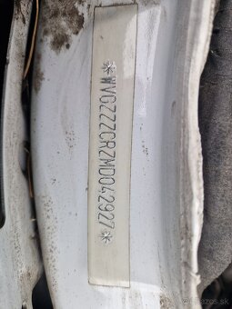 Volkswagen Touareg 3,0 TDI R- Line 170kW odpoĉet DPH. - 4