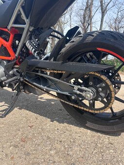 KTM DUKE 125 2021 - 4
