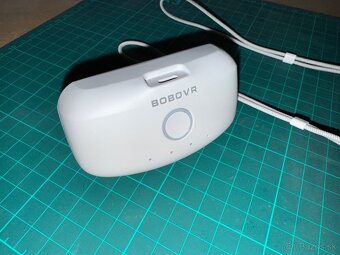 Predám Oculus quest 3 (128) + BoboVR M3 Pro - 4