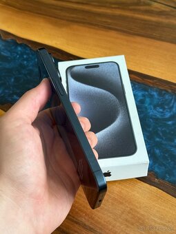 iPhone 15 Pro Max 256gb top stav zaruka o2 - 4