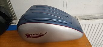 Manet M90 - 4