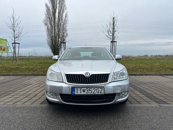 Predam Škoda Octavia 2.0 TDI Elegance 103kW - 4
