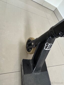 custom freestyle kolobezka - 4