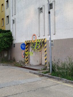 Samostatná garáž s elektrinou na Veternicovej ul. - 4