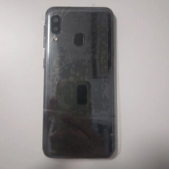 Samsung Galaxy A20e - 4