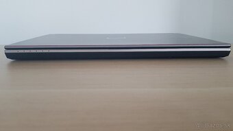 Notebook FUJITSU / i7 / 8GB / 256GB / 15.6" - 4