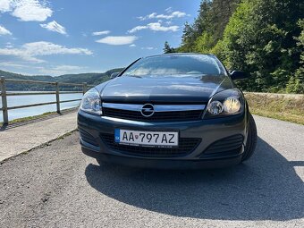 Opel astra gtc - 4